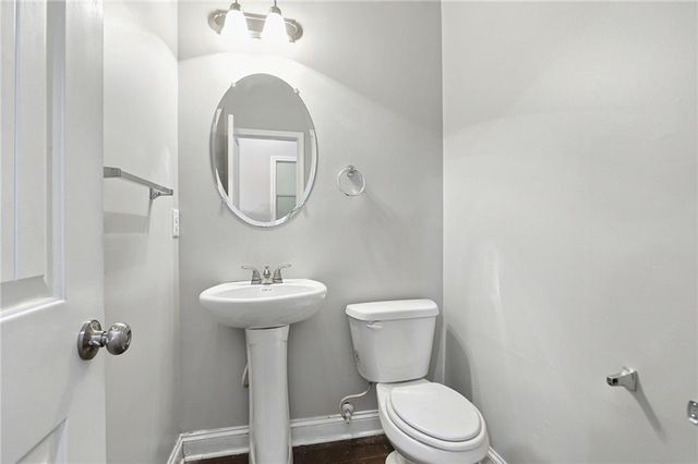 4186 Woodland Park Drive, Atlanta, GA 30331