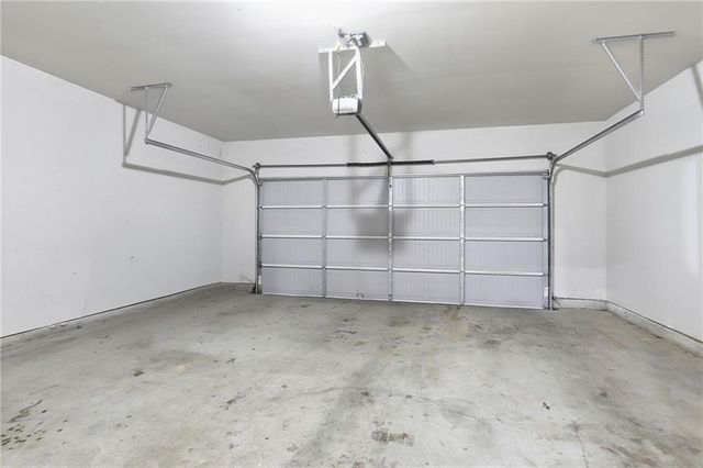 4186 Woodland Park Drive, Atlanta, GA 30331