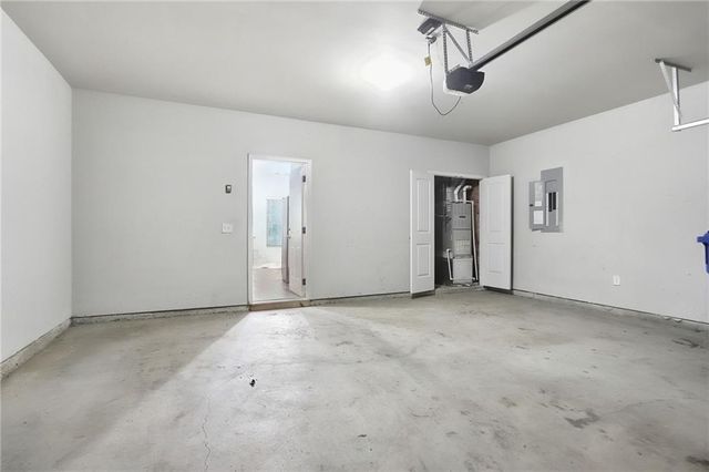 4186 Woodland Park Drive, Atlanta, GA 30331