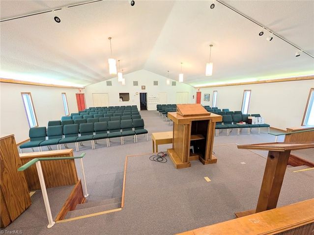 14160 NC Highway 87, Eden, NC 27288