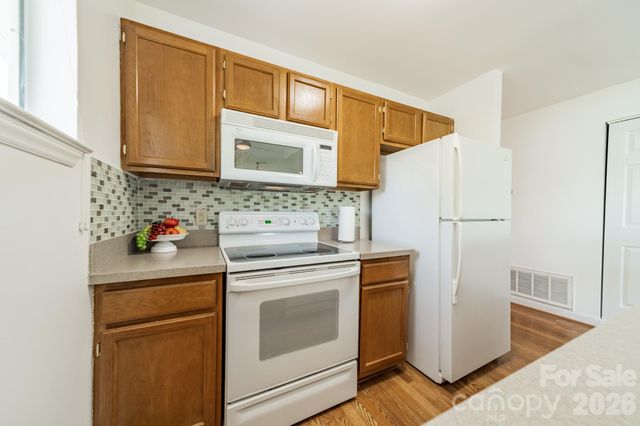 17919 Kings Point Drive C, Cornelius, NC 28031