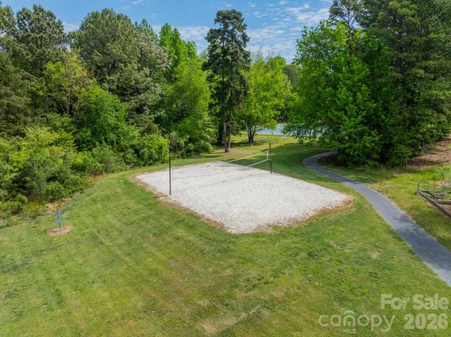 17919 Kings Point Drive C, Cornelius, NC 28031