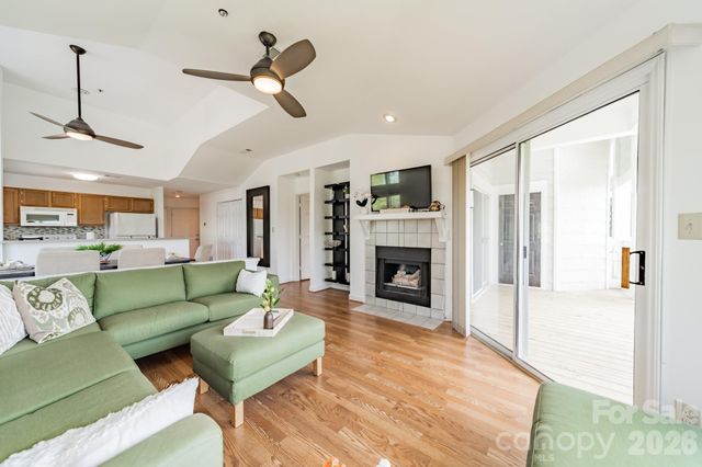 17919 Kings Point Drive C, Cornelius, NC 28031