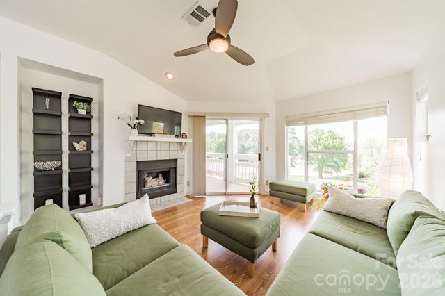 17919 Kings Point Drive C, Cornelius, NC 28031
