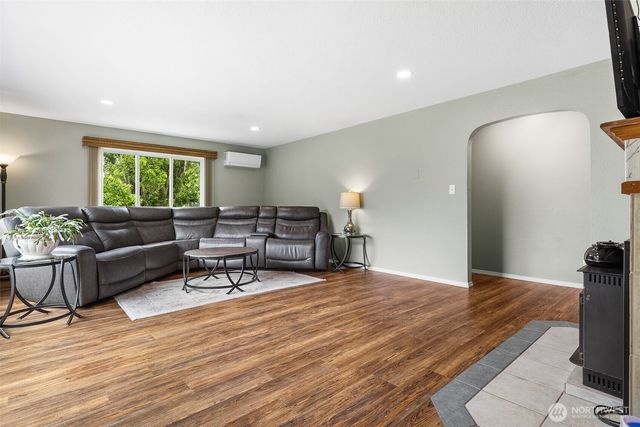 3409 104th Street E, Tacoma, WA 98446