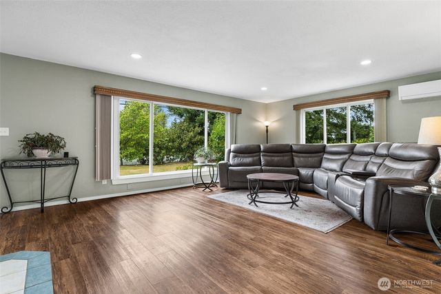 3409 104th Street E, Tacoma, WA 98446