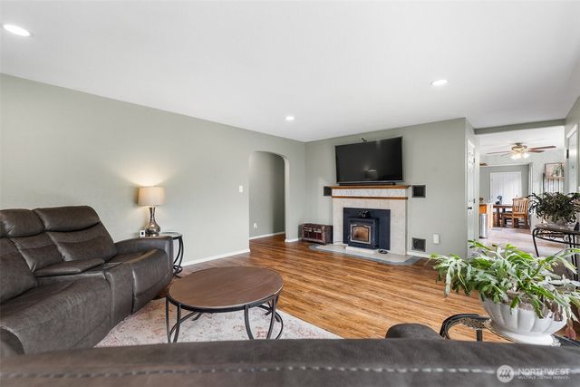 3409 104th Street E, Tacoma, WA 98446