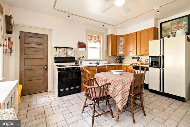 215 E ATLANTIC AVE, Haddon Heights, NJ 08035