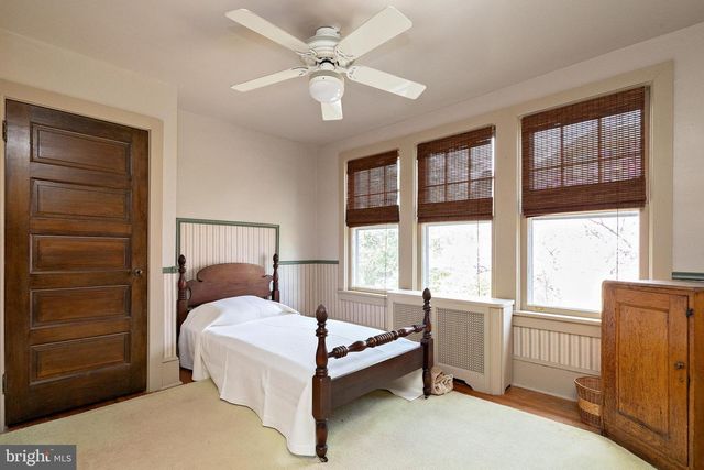 215 E ATLANTIC AVE, Haddon Heights, NJ 08035