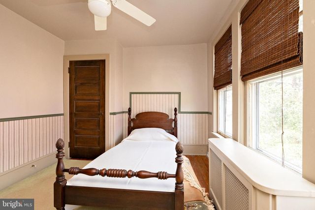 215 E ATLANTIC AVE, Haddon Heights, NJ 08035