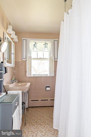 215 E ATLANTIC AVE, Haddon Heights, NJ 08035