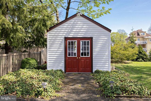 215 E ATLANTIC AVE, Haddon Heights, NJ 08035