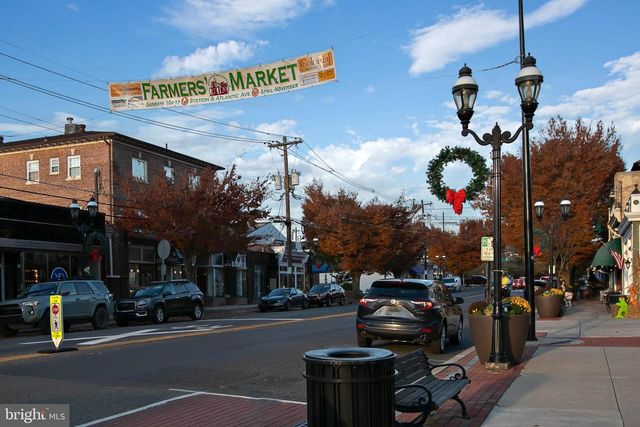 215 E ATLANTIC AVE, Haddon Heights, NJ 08035