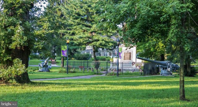 215 E ATLANTIC AVE, Haddon Heights, NJ 08035