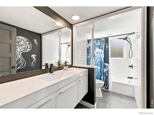 673 Crawford Circle, Longmont, CO 80504