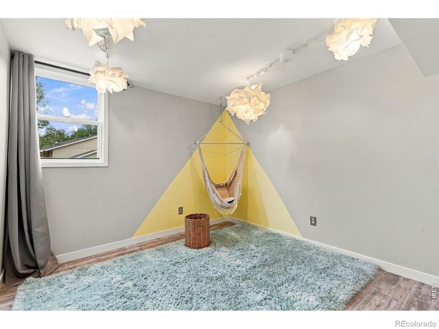 673 Crawford Circle, Longmont, CO 80504