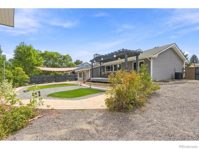 673 Crawford Circle, Longmont, CO 80504