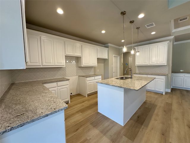 2005 Belle Lagos Lane, Cleburne, TX 76033