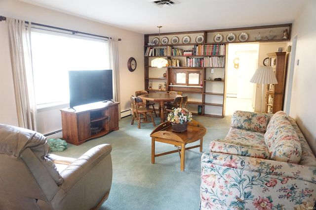 552 Calhoun Street, Mishawaka, IN 46545