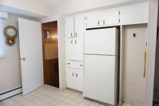 552 Calhoun Street, Mishawaka, IN 46545
