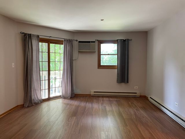 1323 Cunat Court 2G, Lake In The Hills, IL 60156