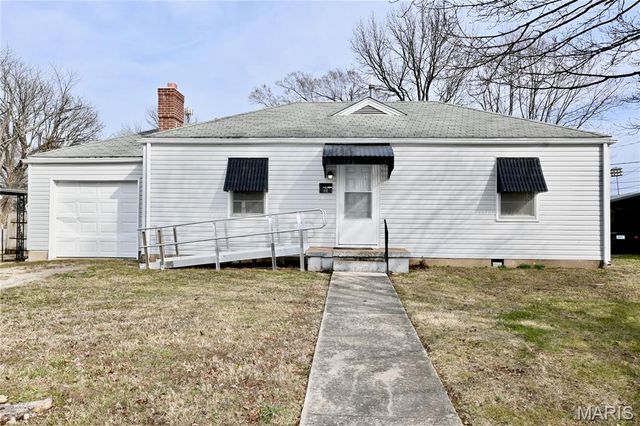 1161 Beverly Drive, Lebanon, MO 65536