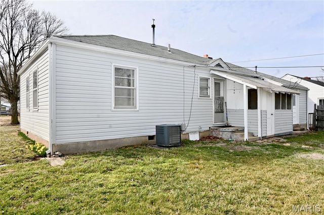 1161 Beverly Drive, Lebanon, MO 65536