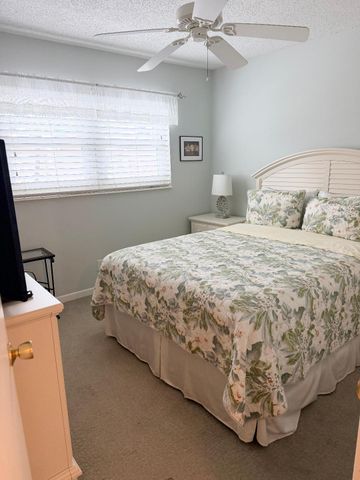 638 Snug Harbor Drive E12, Boynton Beach, FL 33435