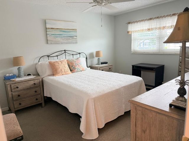 638 Snug Harbor Drive E12, Boynton Beach, FL 33435