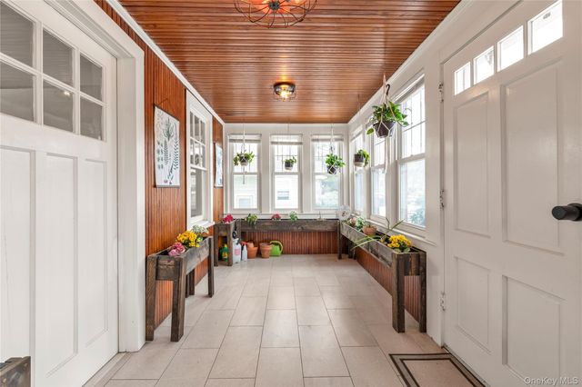 14 Denton Court, Rockville Centre, NY 11570