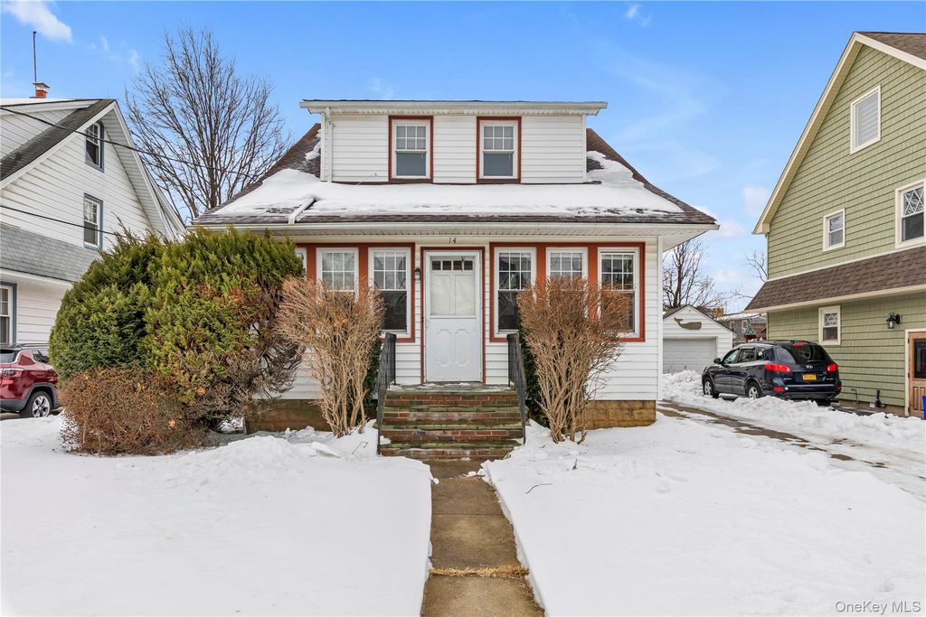 14 Denton Court, Rockville Centre, NY 11570