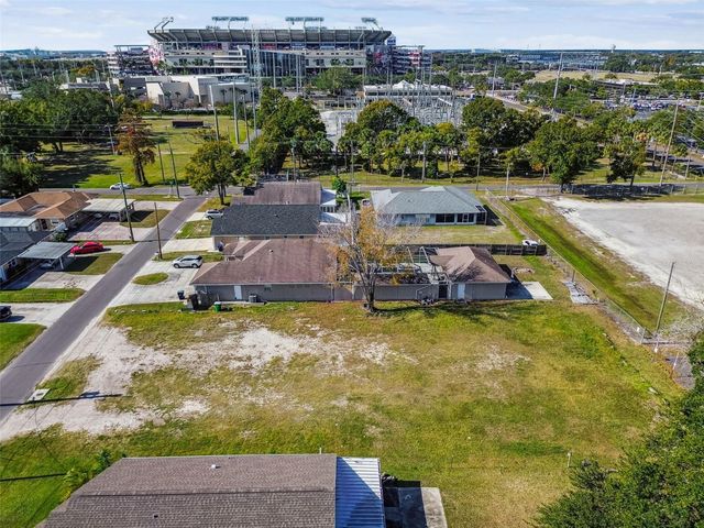 3337 W WOODLAWN AVENUE, Tampa, FL 33607