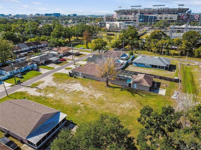 3337 W WOODLAWN AVENUE, Tampa, FL 33607