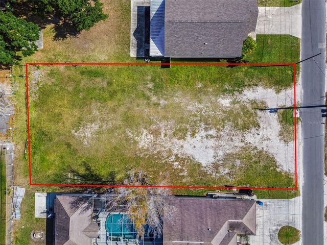 3337 W WOODLAWN AVENUE, Tampa, FL 33607