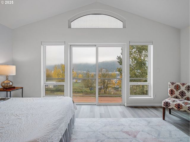 8310 N EDISON St, Portland, OR 97203