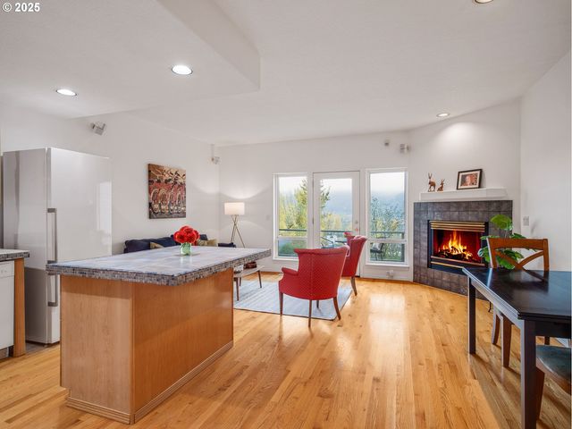 8310 N EDISON St, Portland, OR 97203