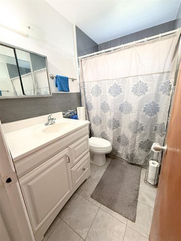 341 NE 164th Street, Miami, FL 33162