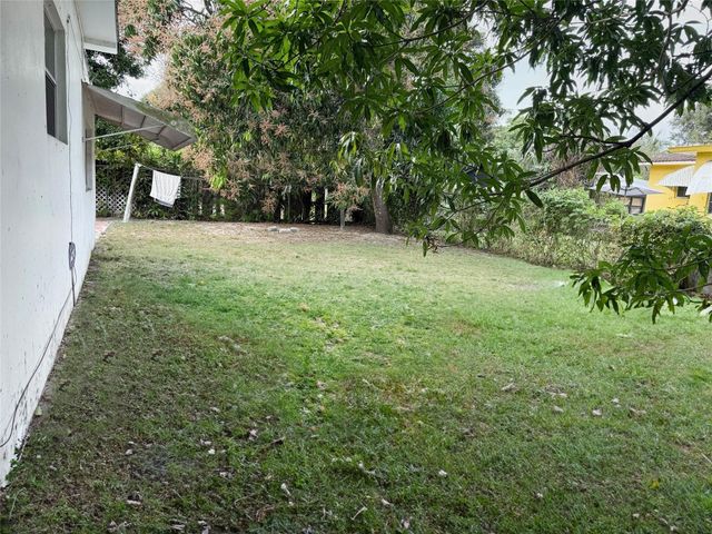 341 NE 164th Street, Miami, FL 33162