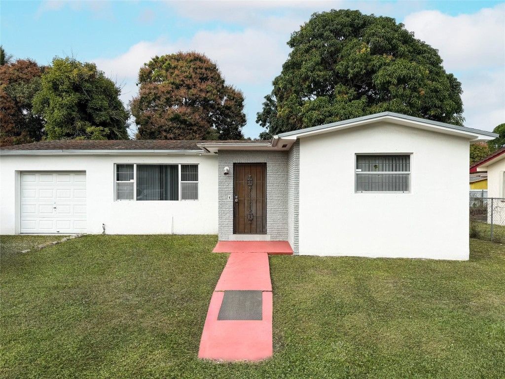 341 NE 164th Street, Miami, FL 33162