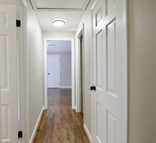 68 Sunrise Ter, Springfield, MA 01119