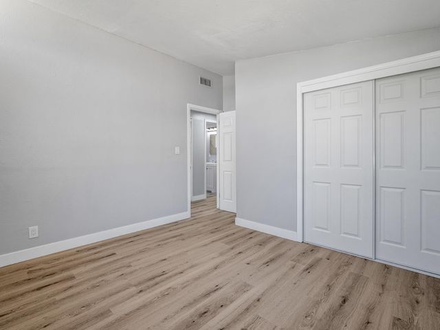 2428 Upham Ct, Carmichael, CA 95608