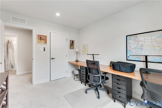 10837 Genito Square Dr, Midlothian, VA 23112