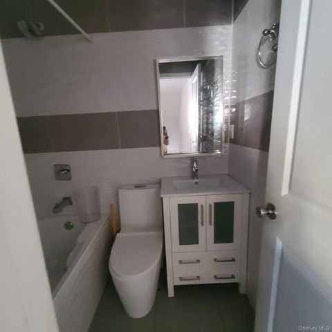 10442 164th Street, Jamaica, NY 11433