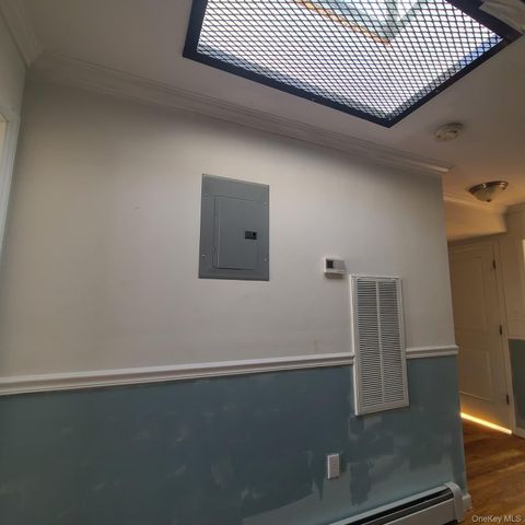 10442 164th Street, Jamaica, NY 11433