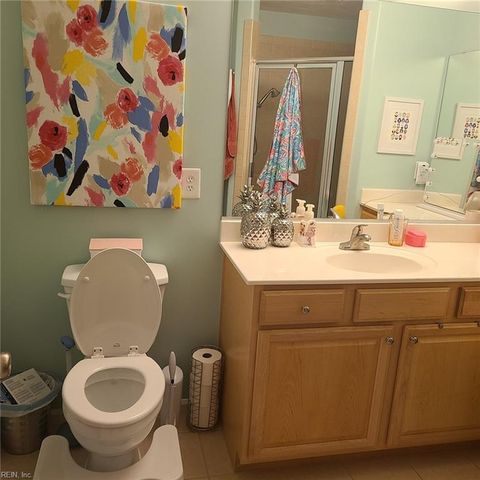 5517 Taylors Walke LN, Virginia Beach, VA 23462