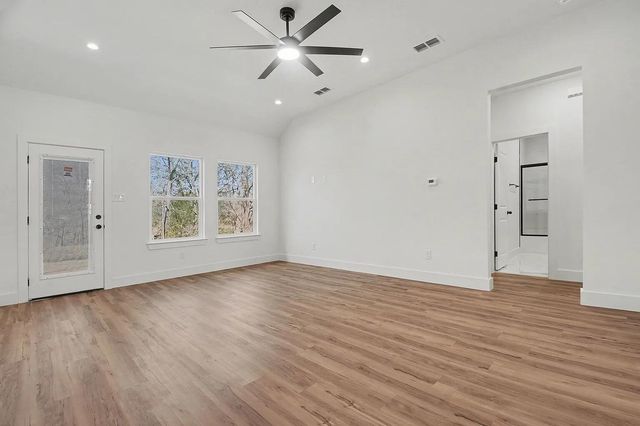 4528 Church Street, Greenville, TX 75401