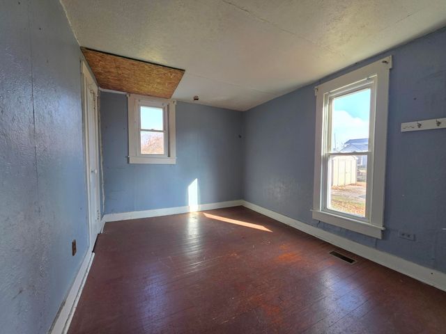 218 W Troy Street 218 W Troy Street, Saint Paris, OH 43072