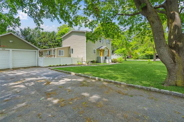 18 Carman Boulevard, Brookhaven, NY 11719
