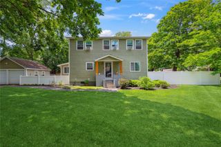 18 Carman Boulevard, Brookhaven, NY 11719