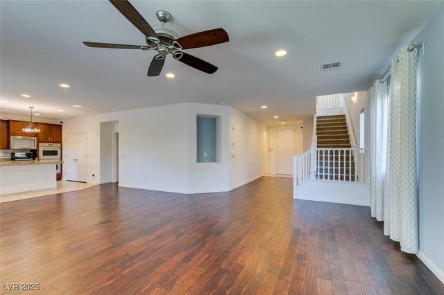 10465 Saddle Mountain Street, Las Vegas, NV 89178